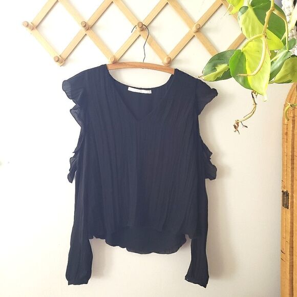FINAL SALE Zara Trafaluc Collection Cold Shoulder Black Top S - Picture 1 of 5